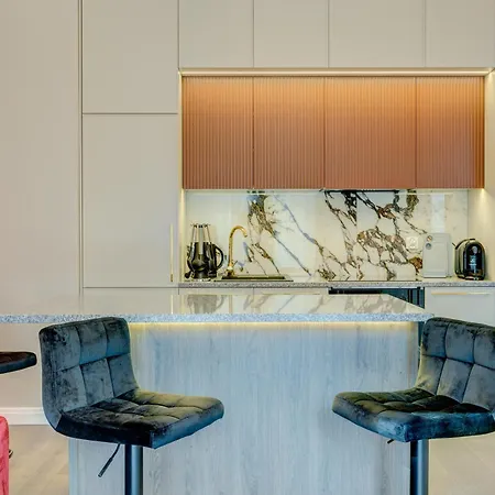 Nova L-elite * Щецин